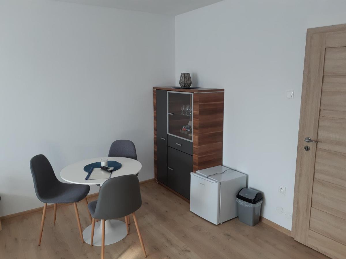 Vilka Cachtice Apartment Bagian luar foto