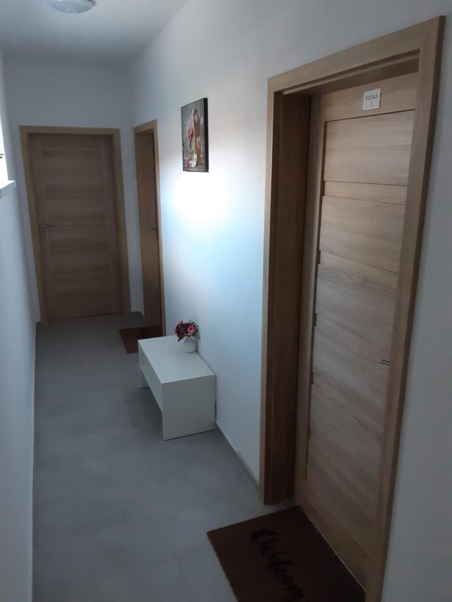 Vilka Cachtice Apartment Bagian luar foto